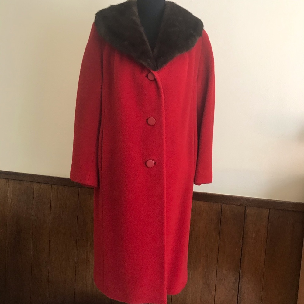 1960s Vintage Coat with Fur Collar